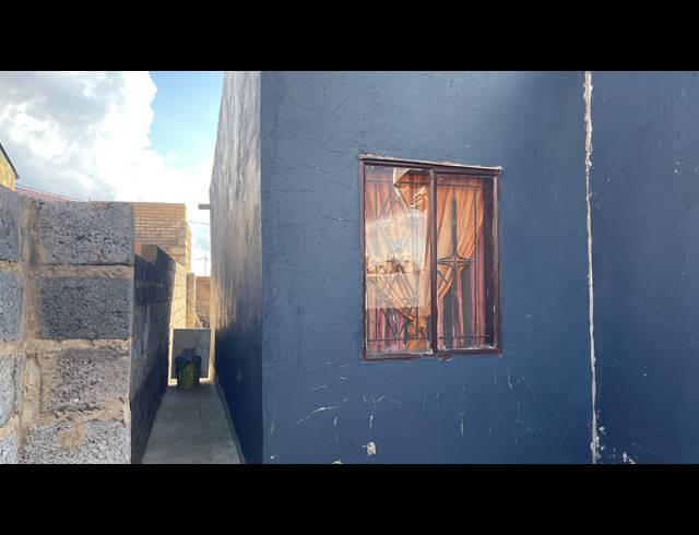 2 BEDROOM HOUSE FOR SALE IN GELUKSDAL